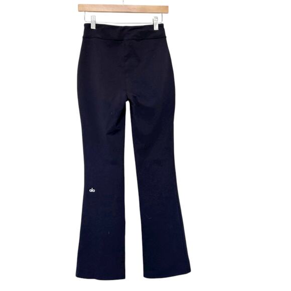 ALO Yoga Black High Waisted Flutter Flare Leggings Yoga Pants Sz M - Picture 6 of 6